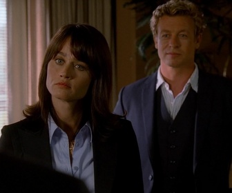 Replay Mentalist - S02 E01 - Sur la touche