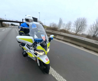 Replay Flic Story - S2E26 - Au coeur des CRS - épisode 1