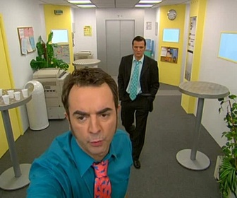 Replay Caméra café - Fausse identité