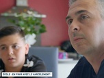Replay Un jour, un doc - École : en finir avec le harcèlement