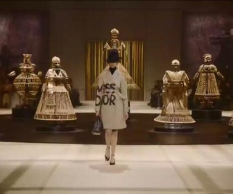 Replay À L'affiche ! - Dior, Saint Laurent, Balenciaga... Les temps forts de la Fashion Week à Paris
