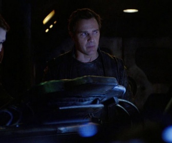Replay Stargate universe - S2 E1 - Main mise