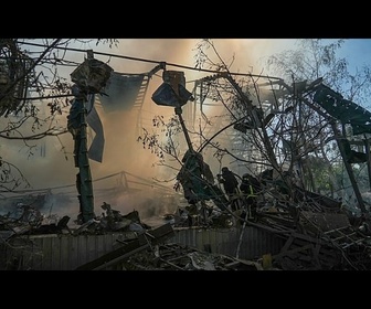 Replay Au moins 10 morts dans une frappe russe dans la région de Kharkiv, selon le gouverneur
