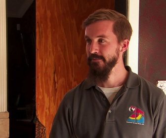 Replay Tiny House Nation - S01 E14