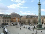 Replay Un jour, un doc - Place Vendôme, le luxe à la française à Paris