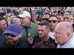 Replay Royaume-Uni : heurts entre police et manifestants à Southampton après le meurtre d'un étudiant