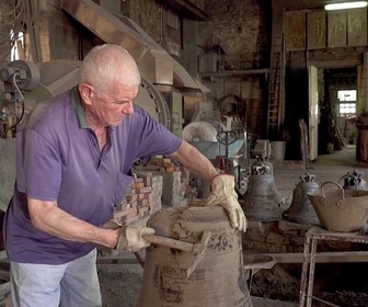 Replay Les cloches, tout un art en Italie - GEO Reportage