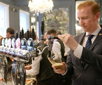 Replay Le Shelbourne Hotel à Dublin - Hôtels mythiques