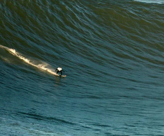Replay Le grand show de la nature - Chasseurs de grosses vagues