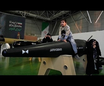 Replay L'Iran dévoile des missiles balistiques et des drones, une première depuis la guerre avec Israël