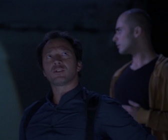 Replay Caïn - S04 E08 - L'étoile filante