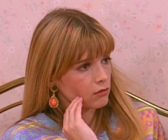 Replay Hélène et les garçons - S01 E38 - La vie reprend