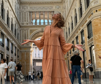 Replay Les Voyages de Julie - Naples, au coeur des traditions et des saveurs