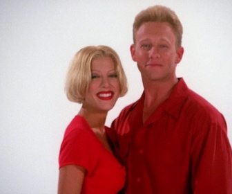 Replay Beverly Hills, 90210 - S07 E28 - Une nuit à la Nouvelle Orléans