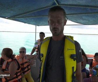 Replay Un jour, un doc - Un tour du monde en famille (2/2)