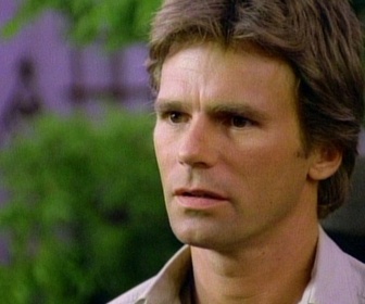 Replay MacGyver - Mac Gyver - S01 E02 - Le gantelet
