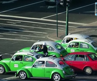 Replay Invitation au voyage spécial - 01/10/2025 - La Coccinelle, voiture du peuple mexicain