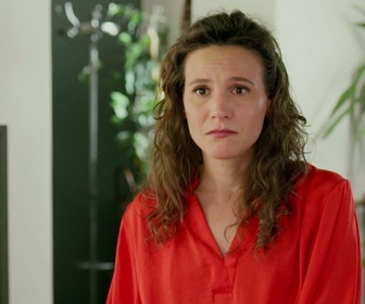 Replay Petits secrets en famille - La guerre des ex - Famille Hodent