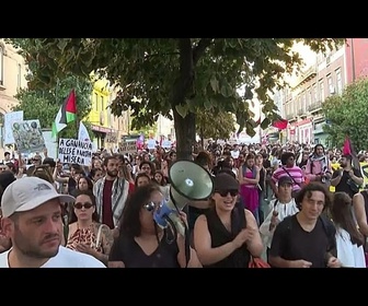 Replay Portugal : des milliers de personnes manifestent contre la vie chère