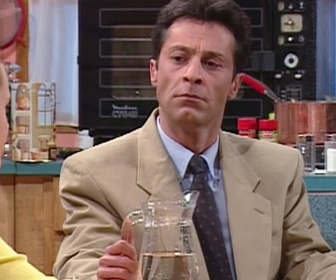 Replay Premiers baisers - S02 E34 - Le neveu de Xavier