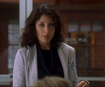 Replay Dr House - S03 E13 - Une aiguille dans une botte de foin
