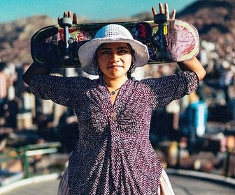 Replay Bolivie : cholitas et skateboardeuses - 360° Reportage