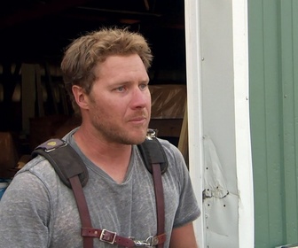 Replay Tiny House Nation - S03 E04