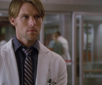 Replay Dr House - S06 E06 - Le coeur du problème