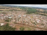 Replay Des images de drone montrent des destructions massives après une tornade meurtrière au Brésil