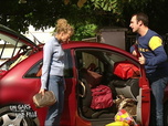 Replay Un gars, une fille - S4E1 - Départ en vacances