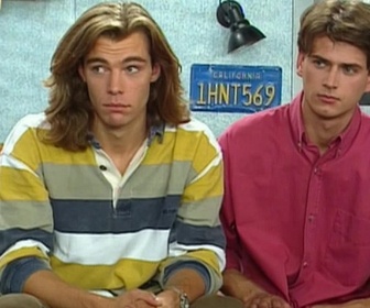 Replay Hélène et les garçons - S05 E19 - Comme avant