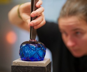 Replay Vosges, la magie du cristal - 360° Reportage