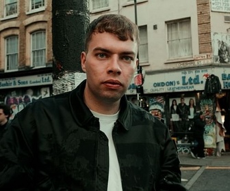 Replay Un revenu de base pour les artistes - Tracks