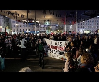 Replay France : manifestation antiraciste à Marseille après la fusillade de Trappes
