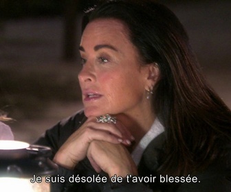 Replay Les real housewives de Beverly Hills - S9 E13 - Une vérité douce-amère