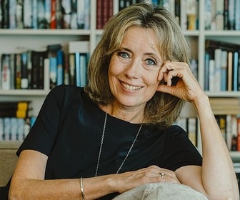 Replay Un peu de littérature... - Charlotte Link, la reine du suspense
