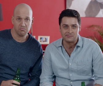 Replay C'est la crise ! - S01 E12 - Tournage à domicile