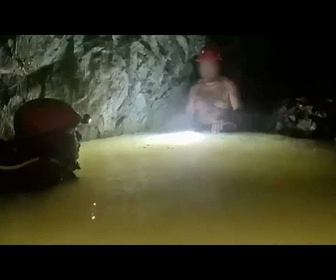 Replay Mexique : incroyable sauvetage d'un mineur retouvé vivant après 14 jours sous terre