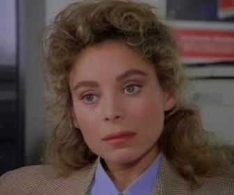 Replay Vertiges - S01 E18 - Meurtres par procuration