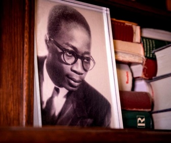 Replay Journal De L'afrique - Le Sénégal envisage d'acquérir la bibliothèque de Léopold Sédar Senghor
