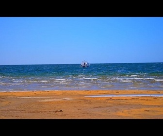 Replay Le lac Tuzkan : Vie et tourisme autour des lacs désertiques de Jizzakh