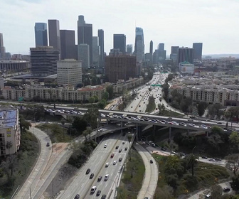 Replay Focus - Flambée des prix de l'immobilier à Los Angeles, les Californiens peinent à se loger