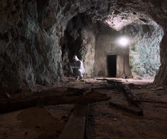 Replay Faites entrer l'accusé - S23E9 - La grotte sanglante de Sète