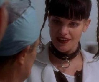 Replay NCIS - S3 E15 - Puzzles