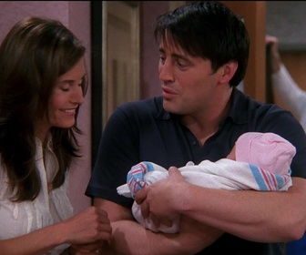 Replay Friends - S08 E24 - Celui qui avait un bébé - 2ème partie