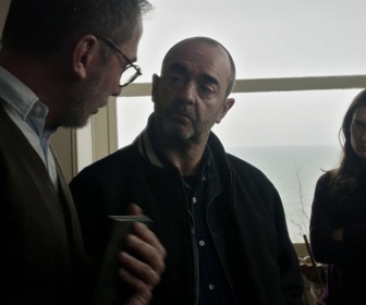 Replay Deux flics sur les Docks - S01 E06 - Coups sur coups