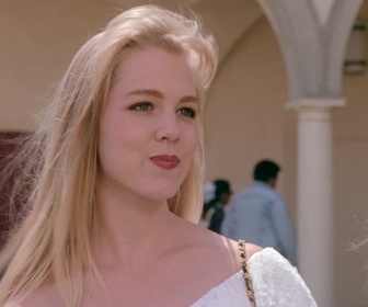 Replay Beverly Hills, 90210 - S01 E06 - Une éducation particulière