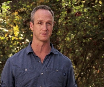 Replay Tiny House Nation - S01 E12