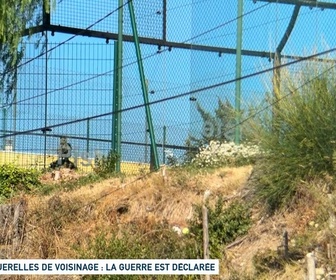 Replay Un jour, un doc - Querelles de voisinage : la guerre est déclarée