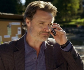 Replay Retour à Cedar Cove - S01 E06 - Pour le bien des enfants